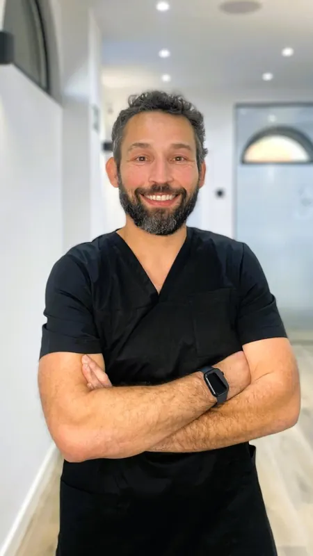 Dr. José Luis Pérez Santar