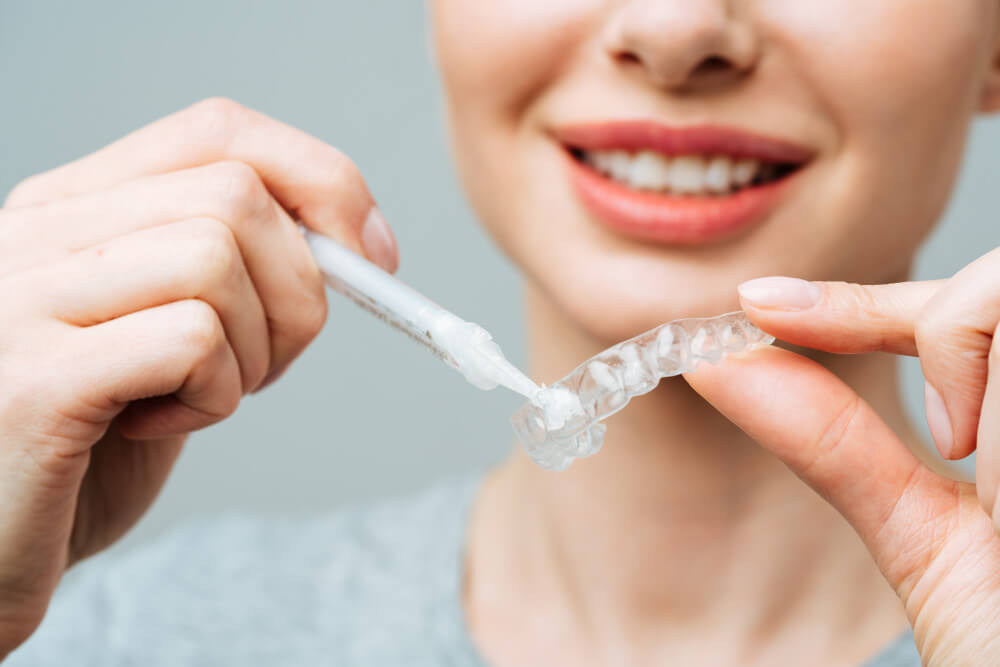como limpiar invisalign